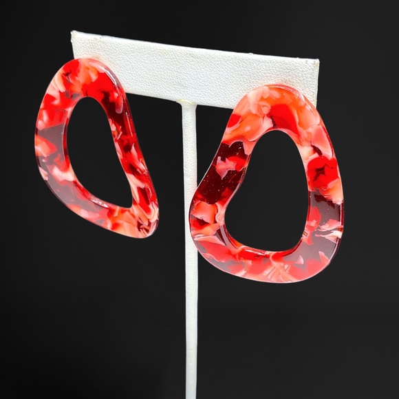 🔥6 Items for $20! Large Vintage Lucite Earrings - Picture 13 of 15